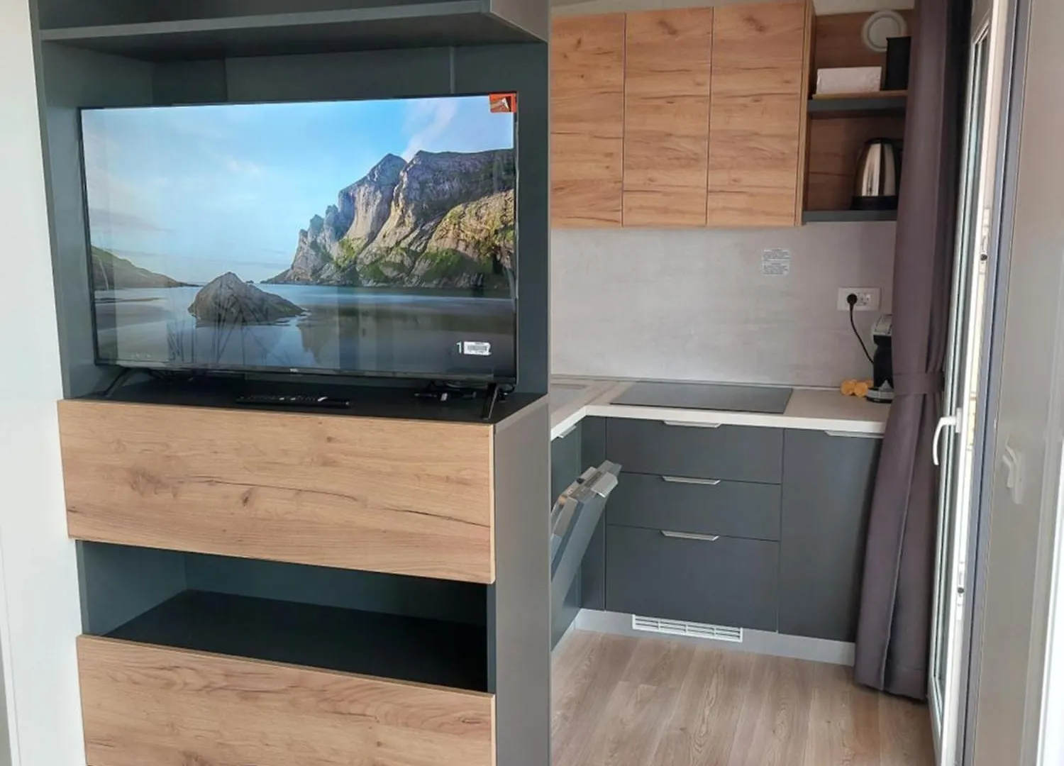 Hidden Gem Of Croatian Dalmatia, Mobile Home Klara Drage Horvátország